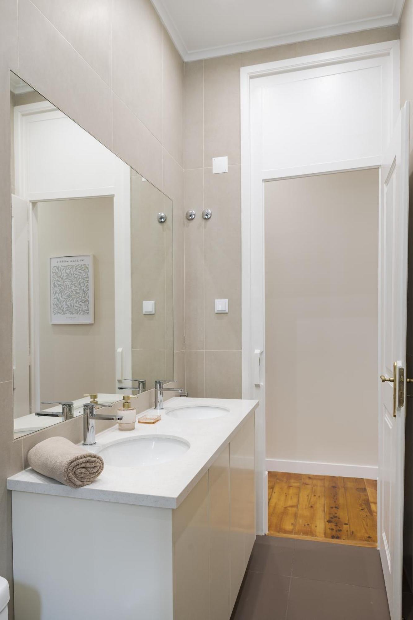 Santa Maria Rooms And Apartments Setúbal Zewnętrze zdjęcie